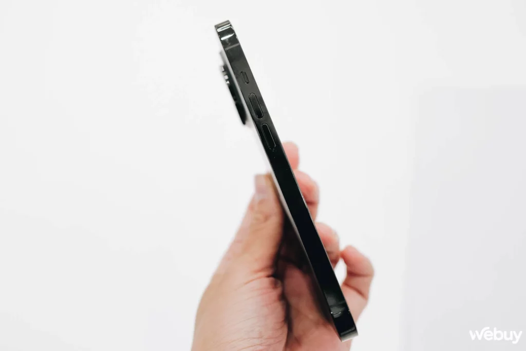 Phiên bản iPhone 14 bán tại Mỹ hoàn toàn sử dụng eSim thay cho khay sim vật lý.